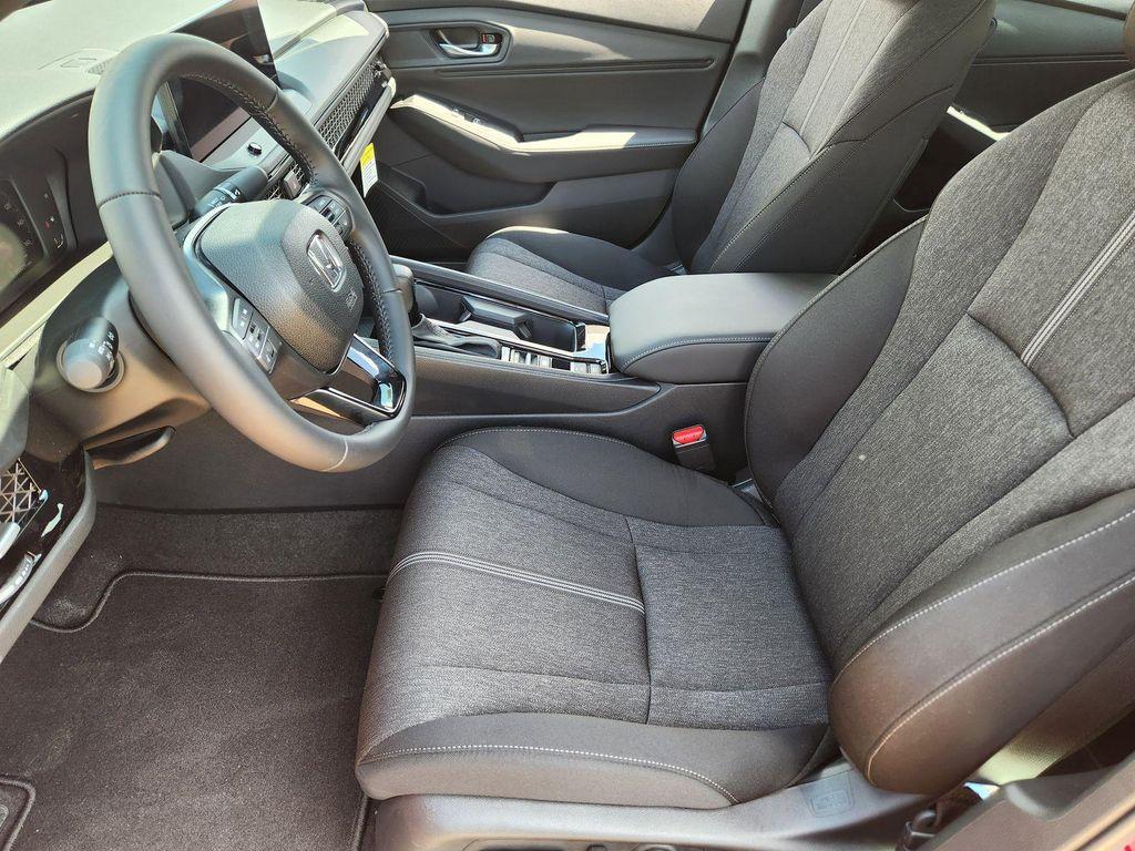 new 2025 Honda Accord Hybrid car, priced at $33,654
