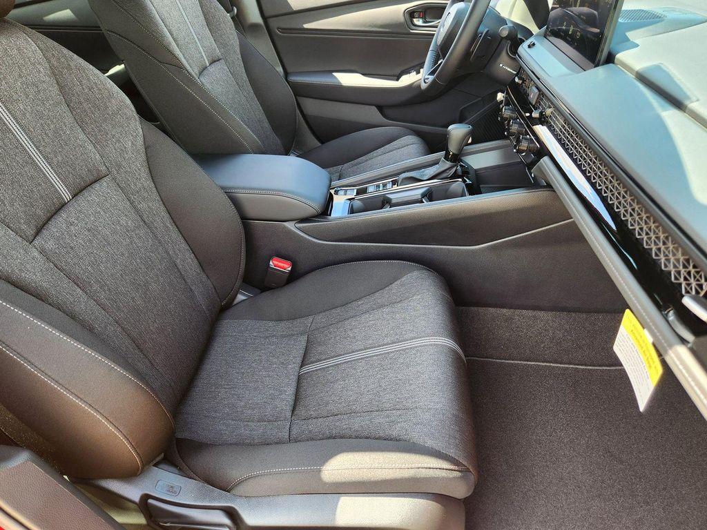 new 2025 Honda Accord Hybrid car, priced at $33,654
