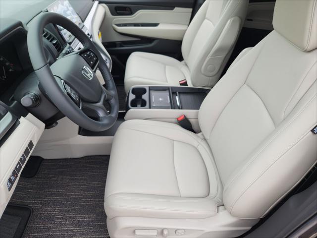 new 2025 Honda Odyssey car, priced at $41,902