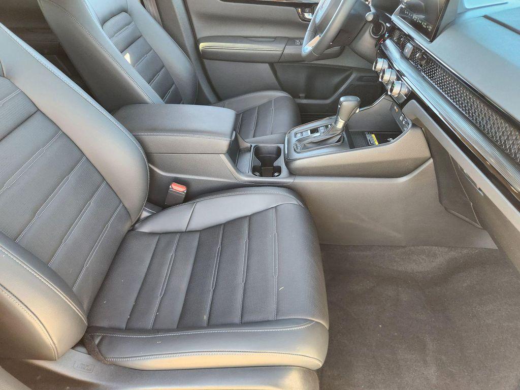 used 2024 Honda CR-V car, priced at $31,677