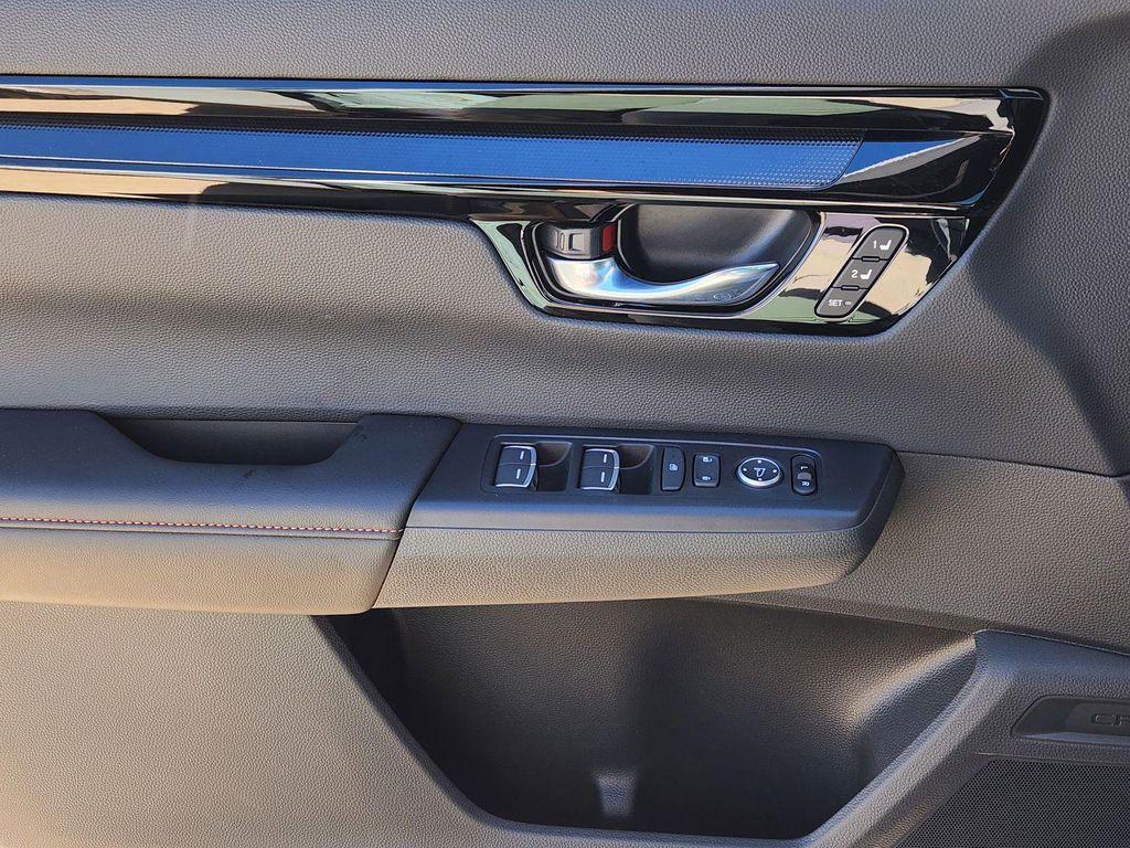 new 2026 Honda CR-V Hybrid car, priced at $41,089