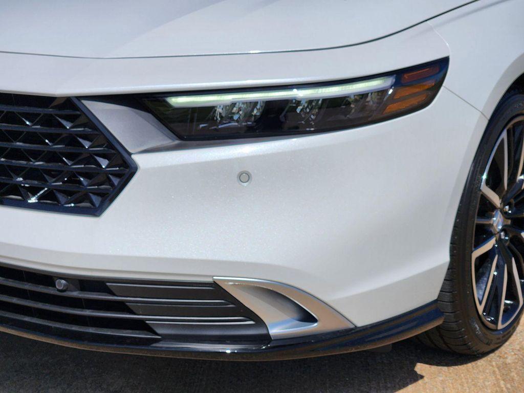 new 2025 Honda Accord Hybrid car, priced at $38,151