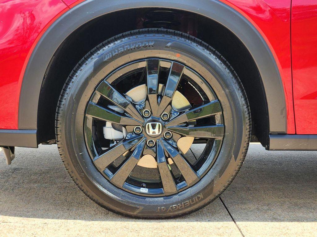 new 2026 Honda HR-V car, priced at $28,219