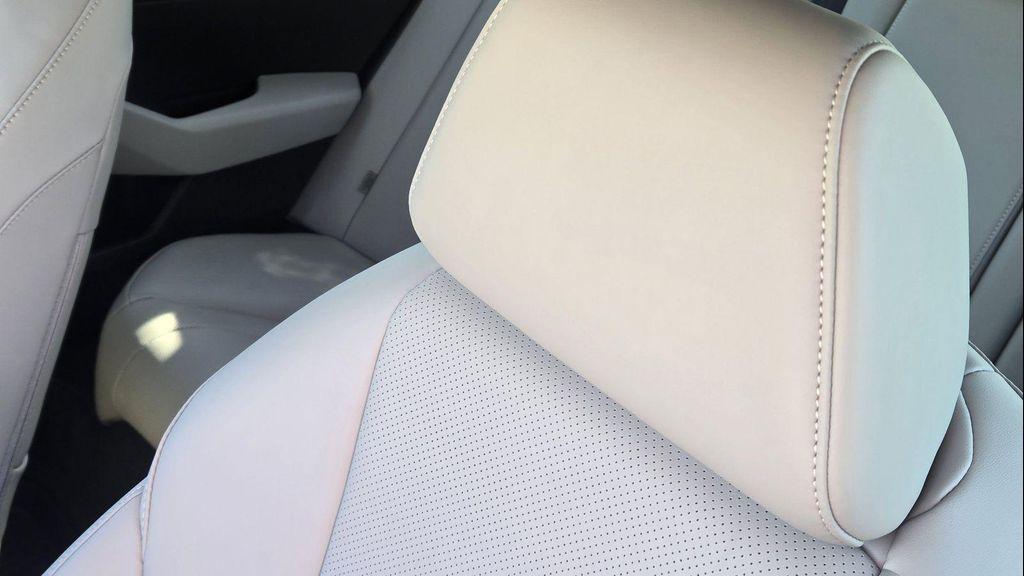 new 2025 Honda Accord Hybrid car, priced at $34,318