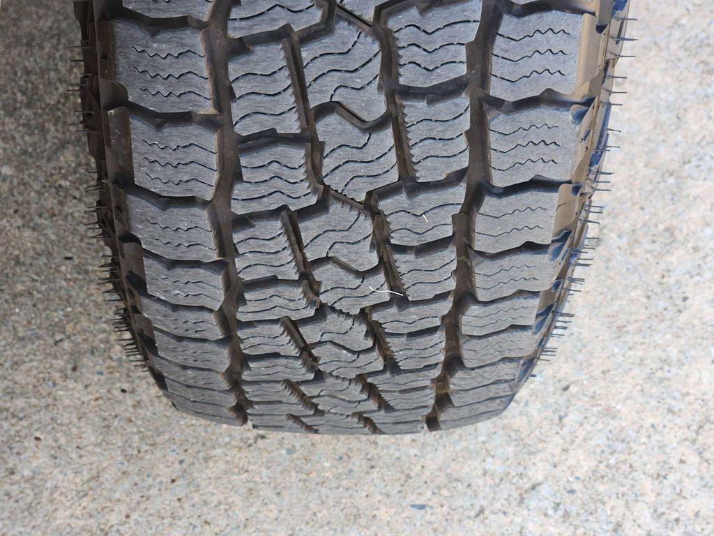 used 2018 Jeep Cherokee car, priced at $14,299