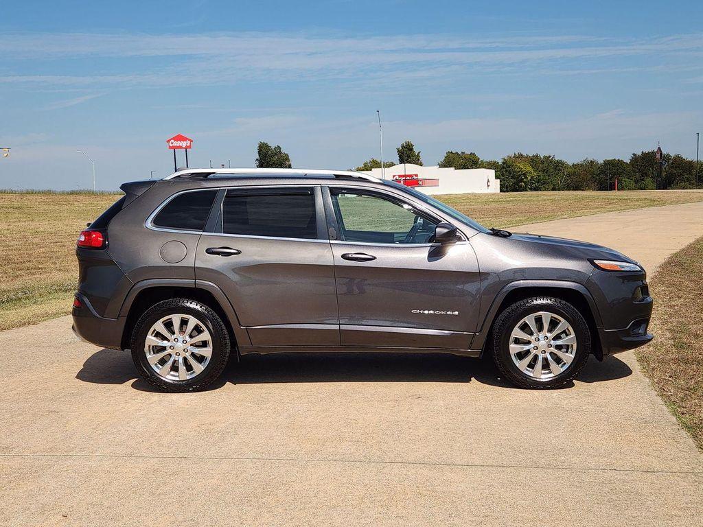 used 2018 Jeep Cherokee car, priced at $14,299