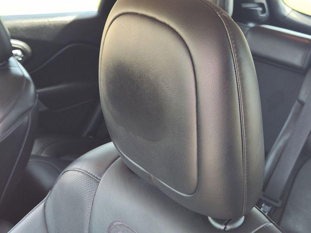 used 2018 Jeep Cherokee car, priced at $14,299