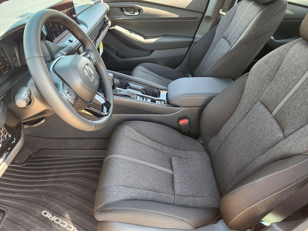 new 2025 Honda Accord Hybrid car, priced at $33,700