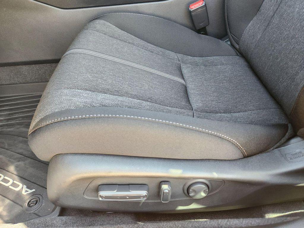 new 2025 Honda Accord Hybrid car, priced at $33,700