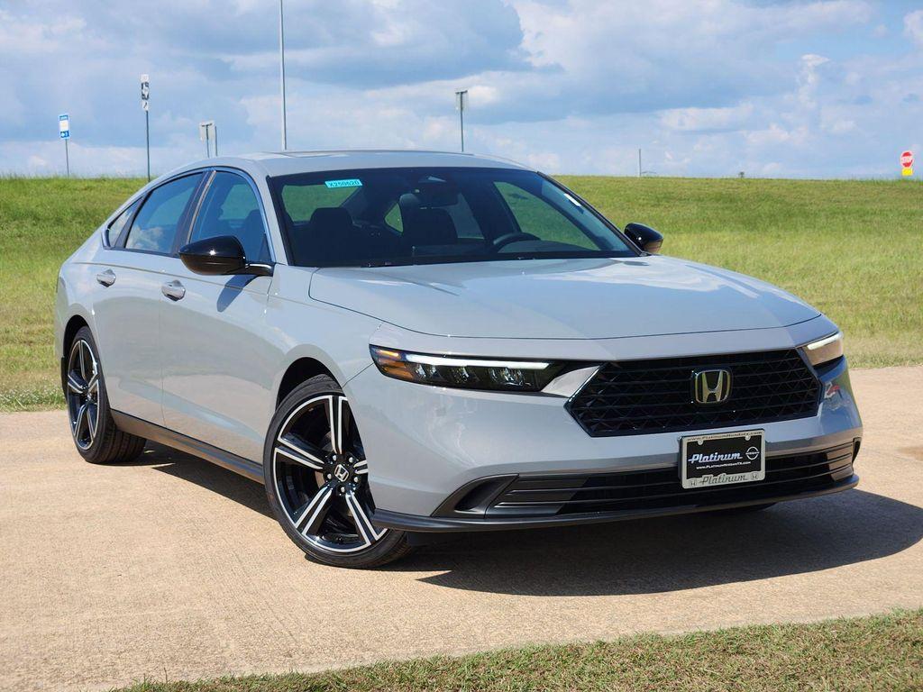 new 2025 Honda Accord Hybrid car, priced at $33,700