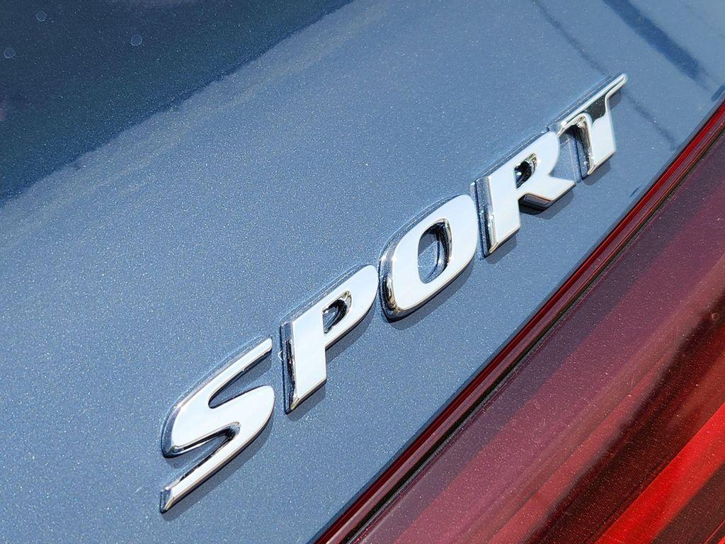 new 2025 Honda Civic Hybrid car, priced at $29,173