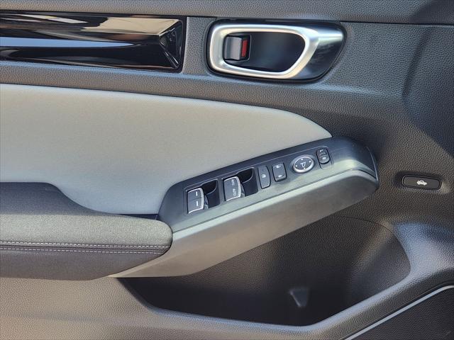 new 2025 Honda Civic Hybrid car, priced at $30,100