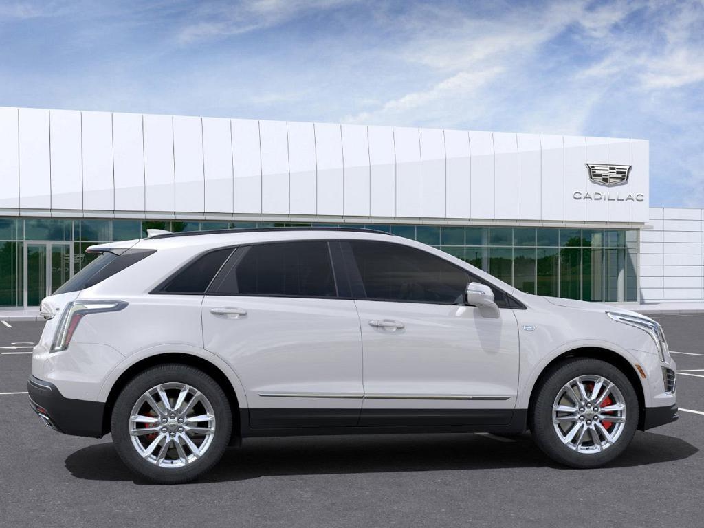 new 2025 Cadillac XT5 car, priced at $63,390