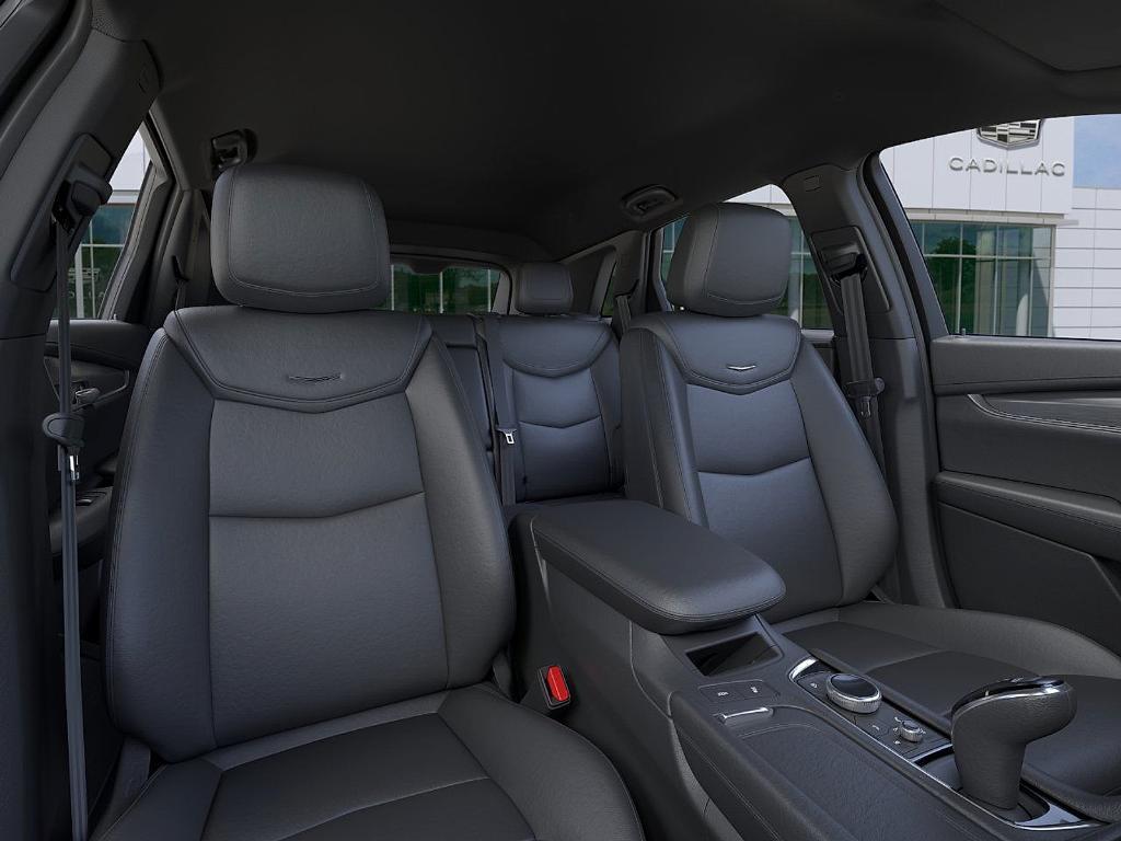 new 2025 Cadillac XT5 car, priced at $45,415