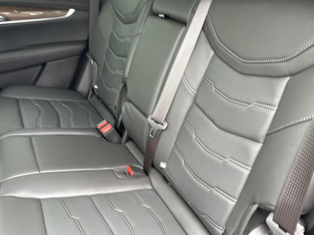new 2024 Cadillac XT5 car, priced at $55,000
