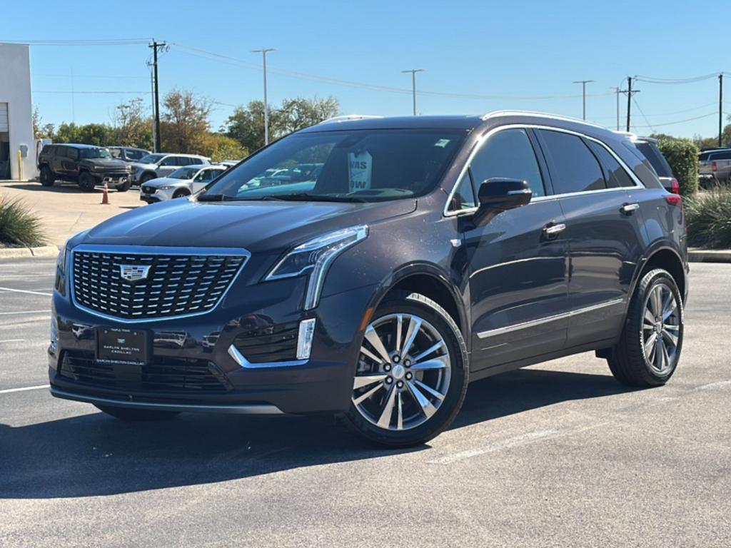 new 2024 Cadillac XT5 car, priced at $55,000