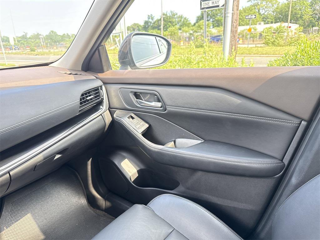 used 2022 Nissan Rogue car, priced at $26,131