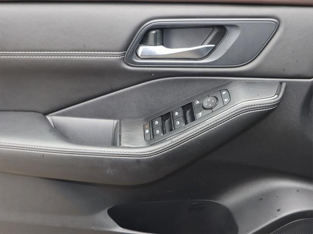 used 2022 Nissan Rogue car, priced at $22,112