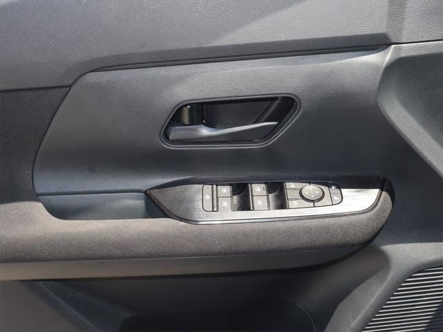 used 2025 Nissan Kicks car, priced at $20,861