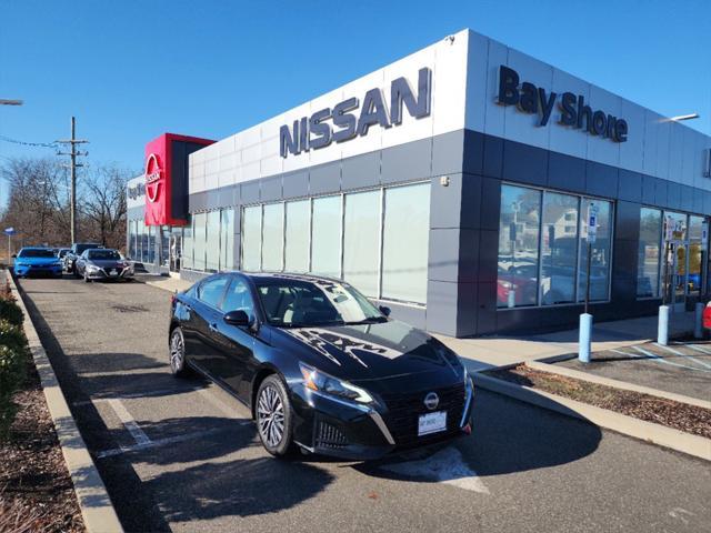 used 2023 Nissan Altima car, priced at $21,251