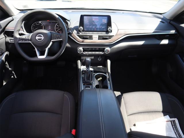used 2023 Nissan Altima car, priced at $22,039