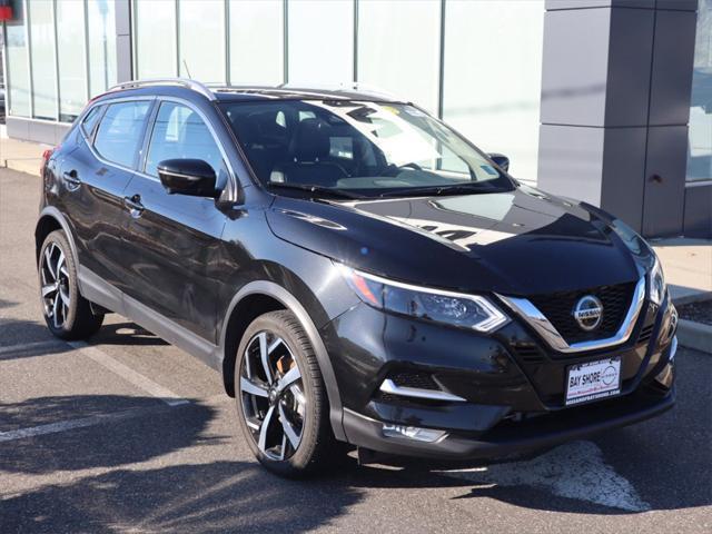 used 2022 Nissan Rogue Sport car, priced at $22,871