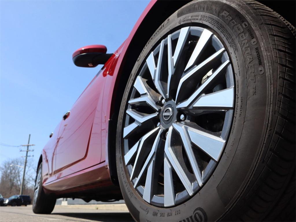 used 2023 Nissan Altima car, priced at $21,533