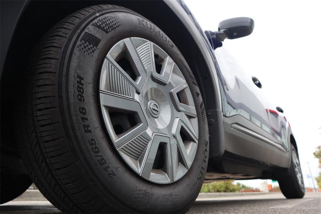 used 2025 Nissan Kicks car, priced at $20,978