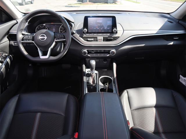 used 2023 Nissan Altima car, priced at $22,118