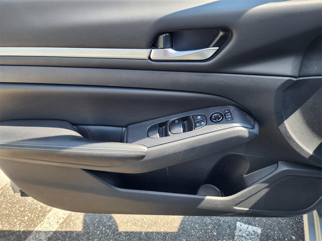 used 2022 Nissan Altima car, priced at $17,987
