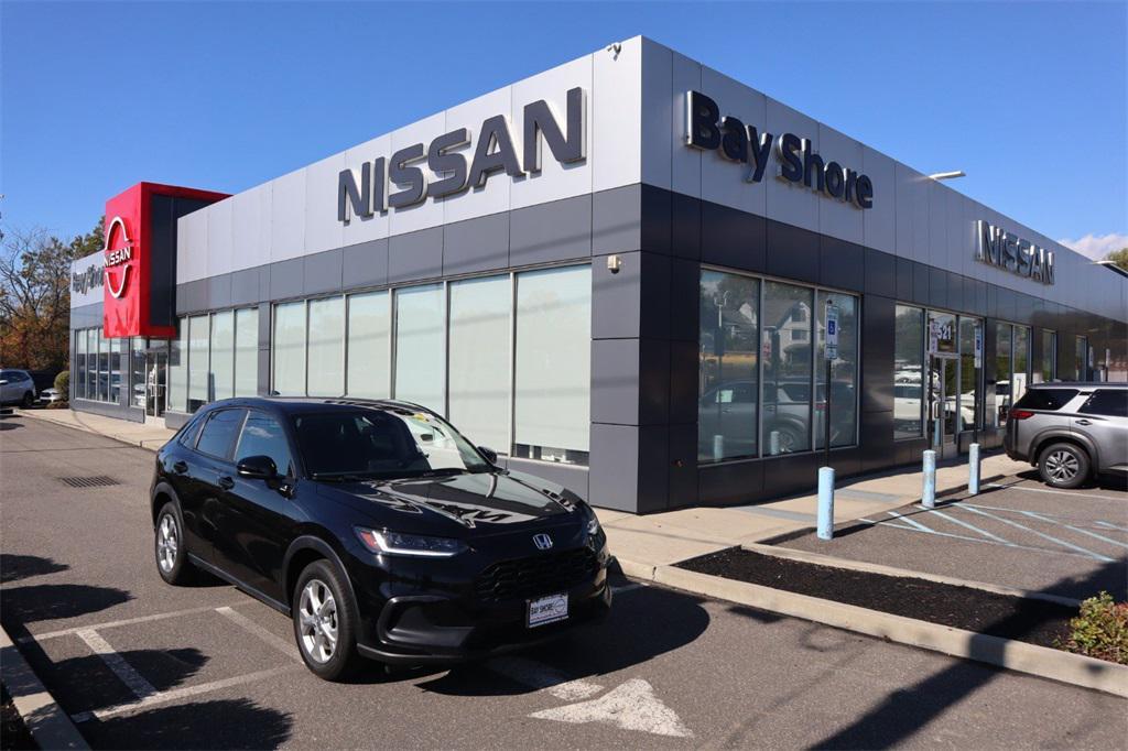 used 2025 Honda HR-V car, priced at $23,360