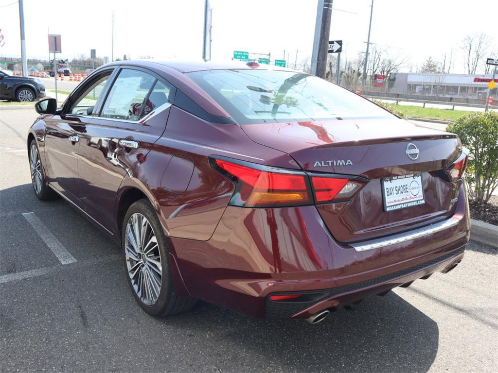 used 2023 Nissan Altima car, priced at $24,915