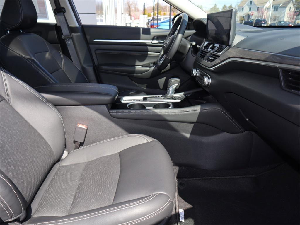 used 2023 Nissan Altima car, priced at $24,915