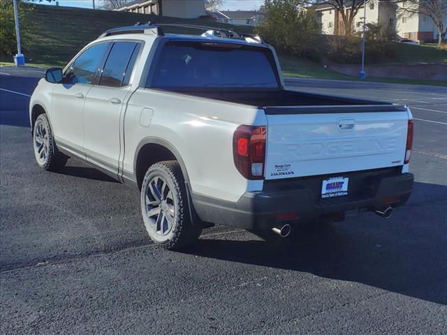 new 2025 Honda Ridgeline car, priced at $42,800