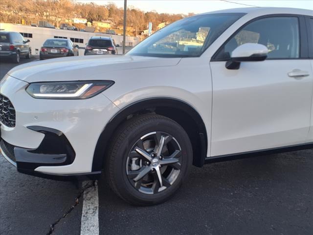 new 2025 Honda HR-V car, priced at $32,805