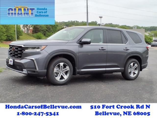 new 2025 Honda Pilot car, priced at $47,050