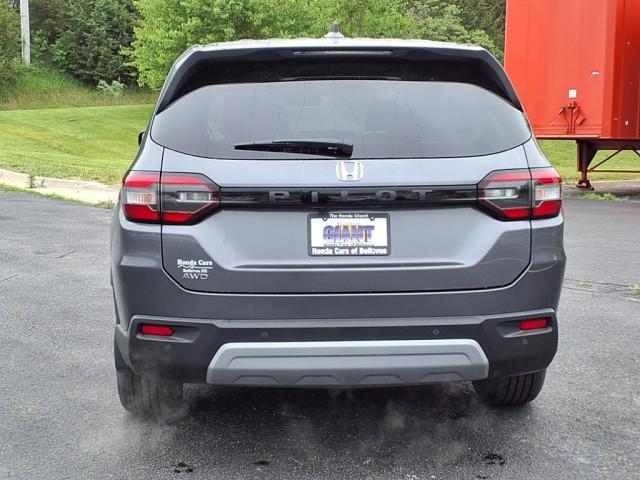 new 2025 Honda Pilot car, priced at $47,050