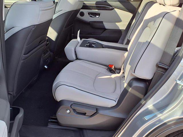 new 2025 Honda Pilot car, priced at $54,575