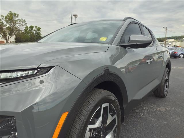 used 2023 Hyundai Santa Cruz car, priced at $32,500