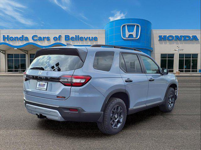 new 2025 Honda Pilot car, priced at $51,350