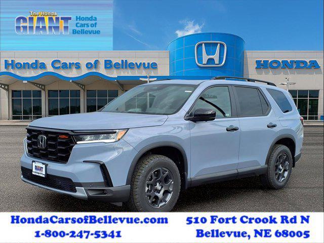 new 2025 Honda Pilot car, priced at $51,350