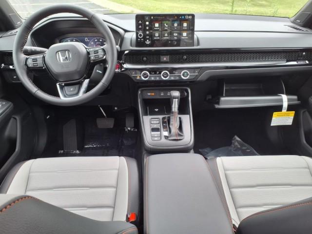 new 2026 Honda CR-V Hybrid car, priced at $43,645