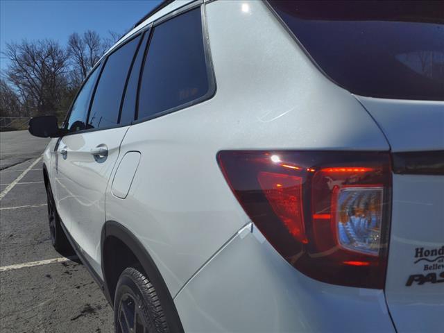 new 2024 Honda Passport car, priced at $49,820