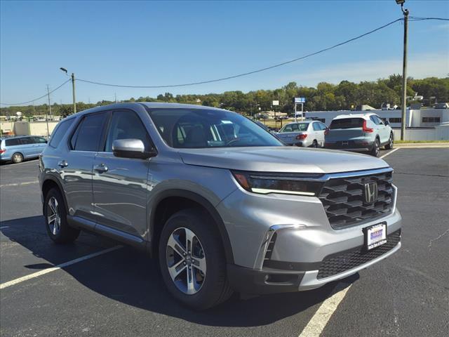 new 2025 Honda Pilot car, priced at $46,995