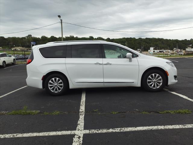 used 2018 Chrysler Pacifica car, priced at $18,500