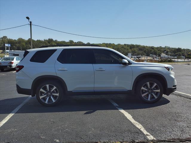 used 2023 Honda Pilot car, priced at $45,000