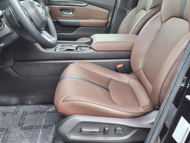 used 2025 Honda Pilot car, priced at $51,500
