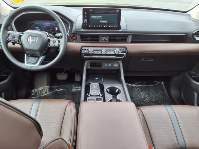 used 2025 Honda Pilot car, priced at $51,500