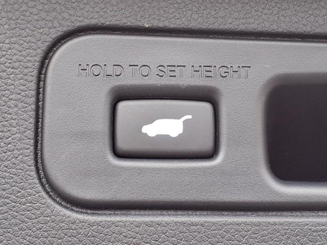 used 2025 Honda Pilot car, priced at $51,500