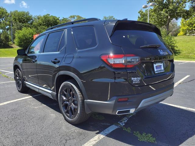 new 2025 Honda Pilot car, priced at $56,575